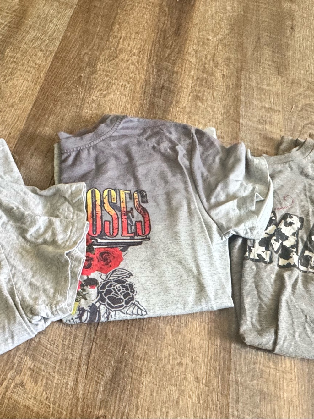 Graphic Tee bundle